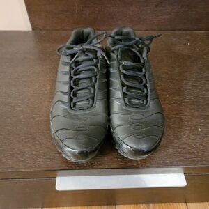 Nike Men's Black Sneakers